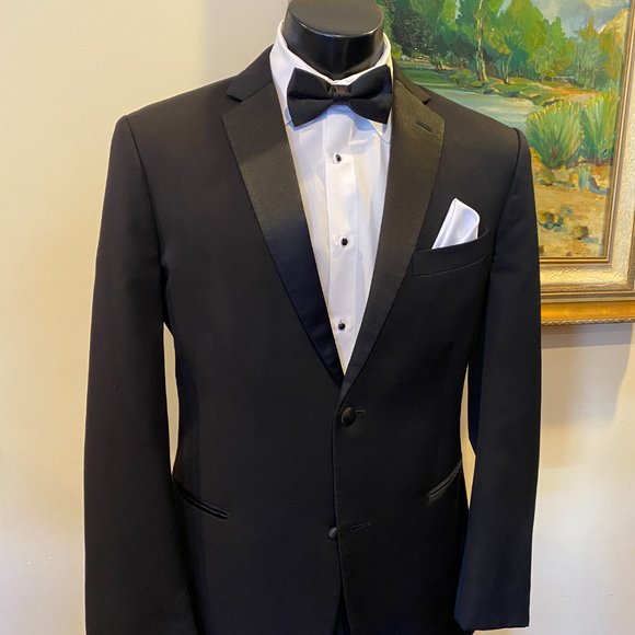 Ike Two Button Notch Tuxedo Jacket - Various Sizes - Black - Picture 3 of 9